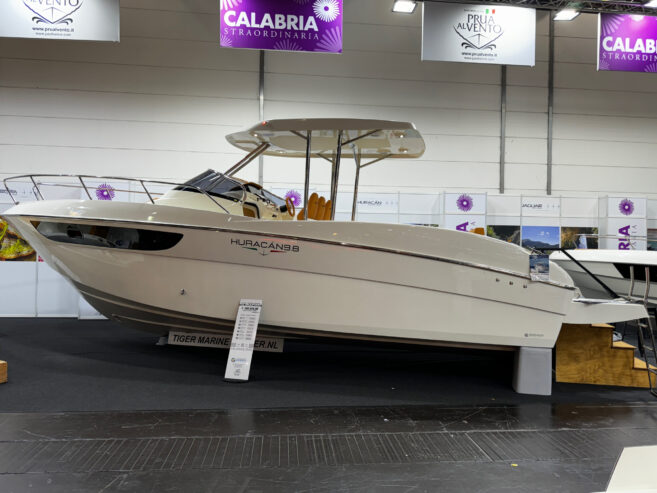 Prua Al Vento Hurucan 9.8 – Twin Engine