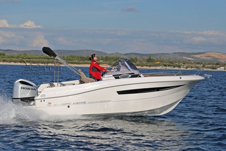 Atlantic Marine Sun Cruiser 690