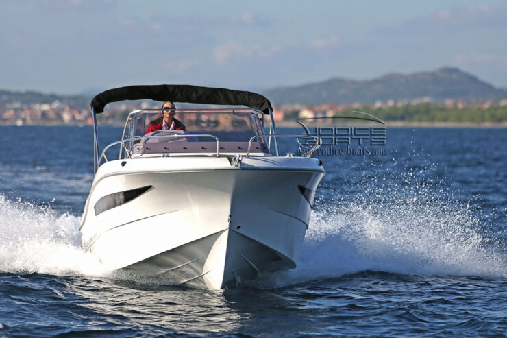 Atlantic Marine Sun Cruiser 690