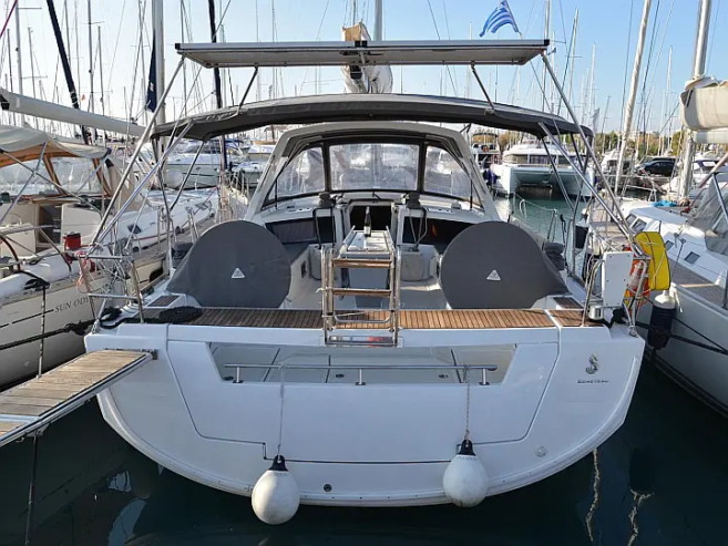 Beneteau Oceanis 48