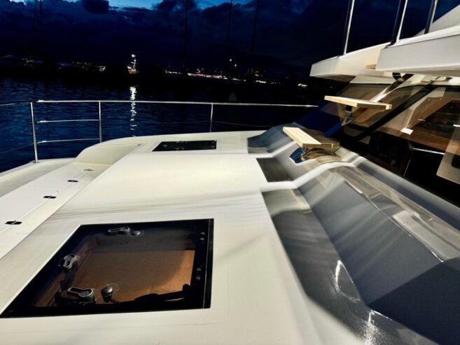 Long Range Power Catamarans-13m