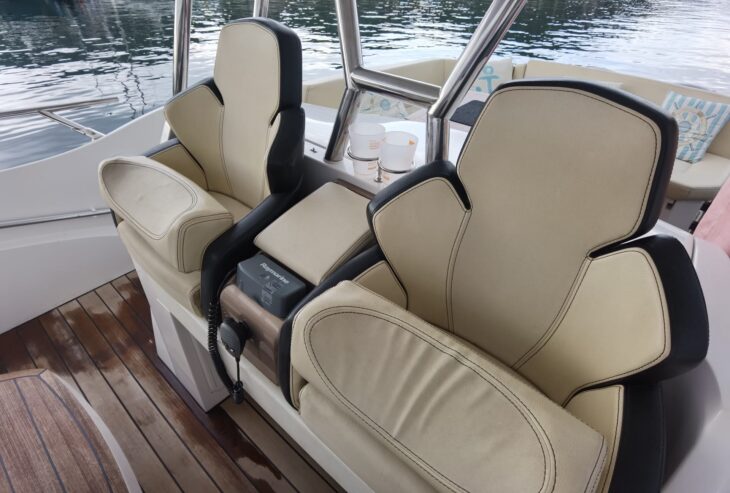 Sessa Marine Key Largo 34