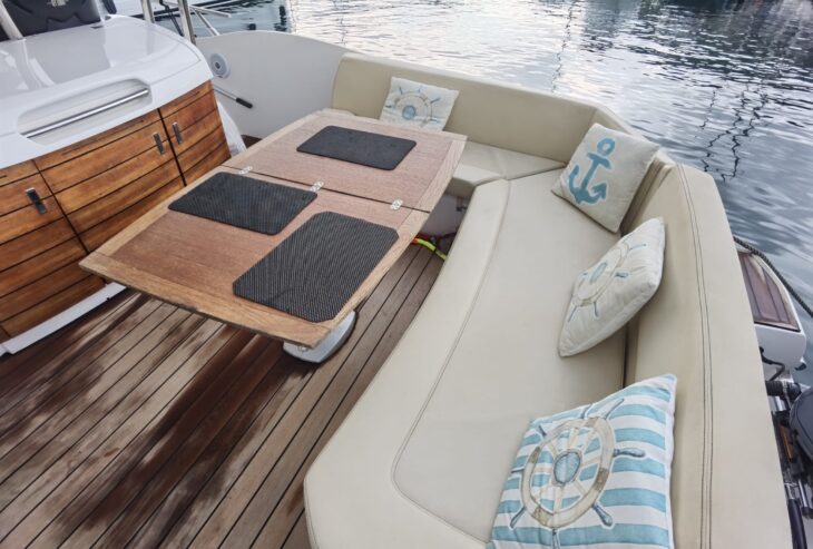 Sessa Marine Key Largo 34