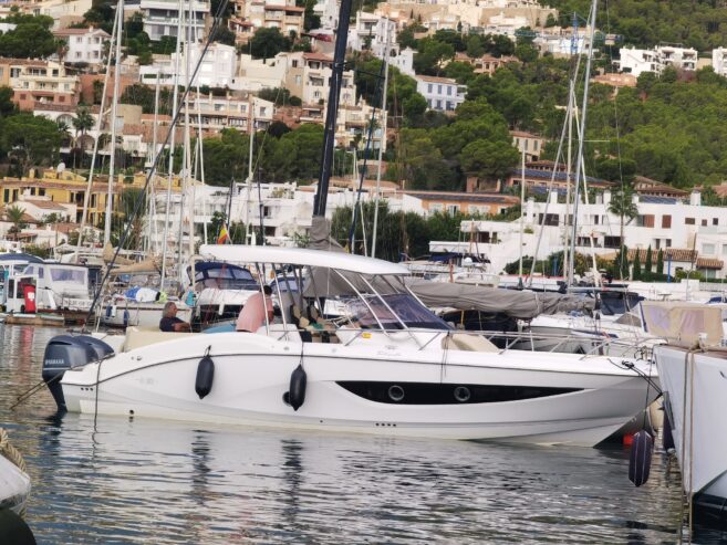 Sessa Marine Key Largo 34