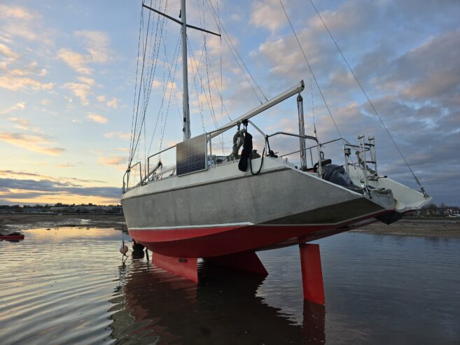 Reinke Euro 11.5m aluminium twin keel
