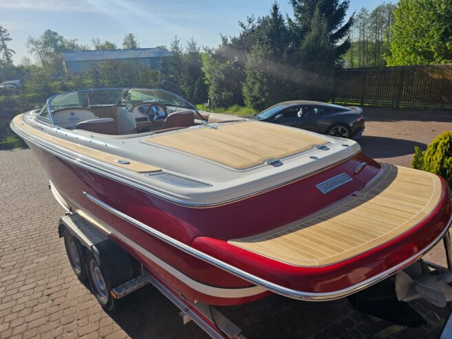 ChrisCraft Launch 22  5.7L 350 MAG V8 MPI 300PS VERY RARE